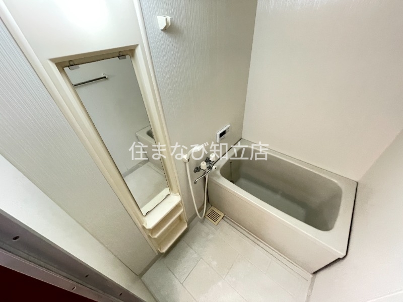 バス・シャワールーム　同型別部屋写真