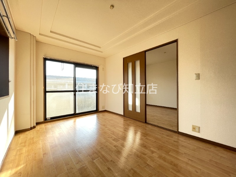 居室・リビング　同型別部屋写真