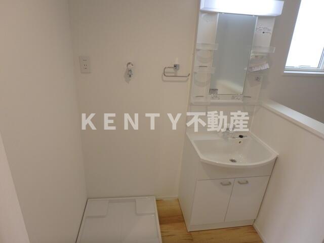 洗面設備　使いやすい洗面所です