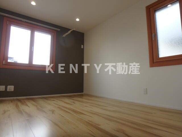 居室・リビング　ゆったり過ごせる居間です