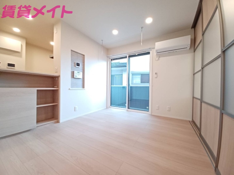 居室・リビング　別部屋同型タイプ