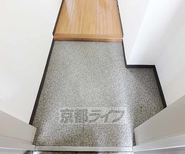 玄関　玄関ホールです