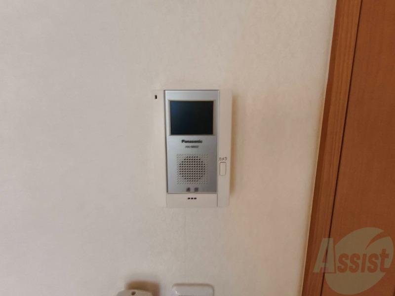 セキュリティ　ＴＶモニター付インターホンです。来客者の顔が見えるので安心！