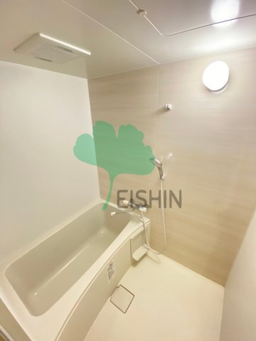 バス・シャワールーム　清潔感のある浴室です！