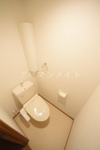 トイレ　ウォシュレット付き