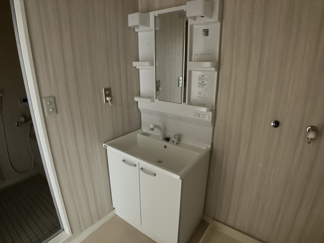 洗面設備　※別のお部屋の参考画像です。現況優先。
