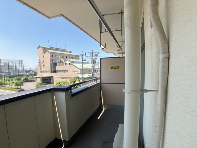 バルコニー　※別のお部屋の参考画像です。現況優先。
