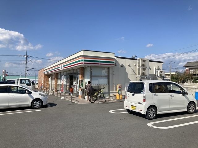 コンビニ　セブンイレブン佐野奈良渕店（コンビニ）まで327m