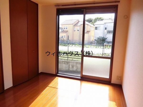 その他部屋・スペース　明るい洋室です！