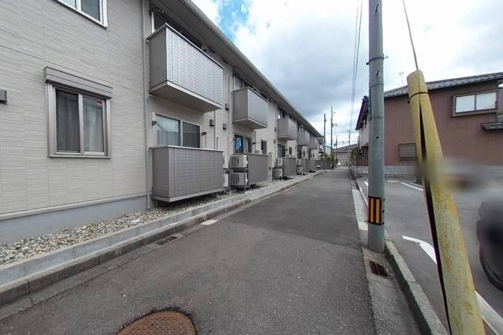 その他　前面道路（その他）まで0m