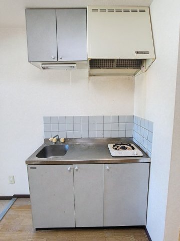 キッチン　2024年4月撮影※現況を優先致します。