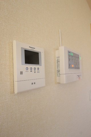 セキュリティ　TVモニター付きで安心です☆