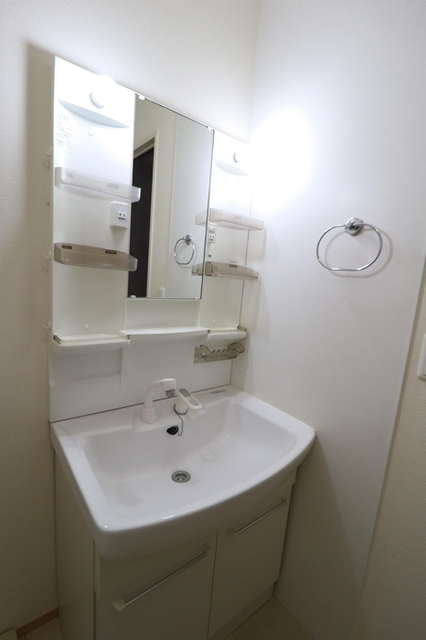 洗面設備　洗髪洗面化粧台