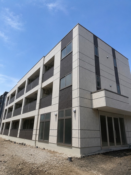 建物外観　建築中