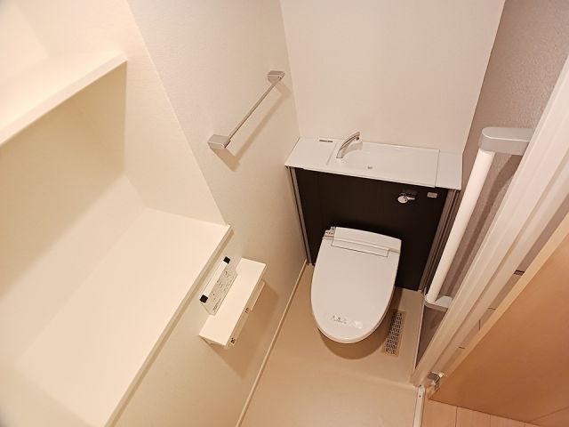 プレミアム 天久のトイレ写真