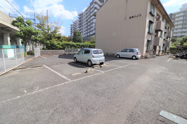 駐車場　敷地内駐車場