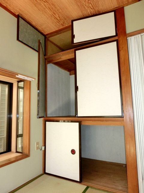 収納