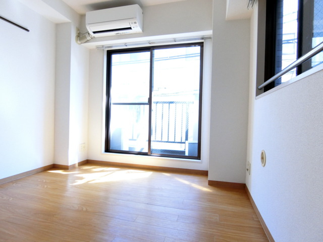 その他部屋・スペース　洋室6帖