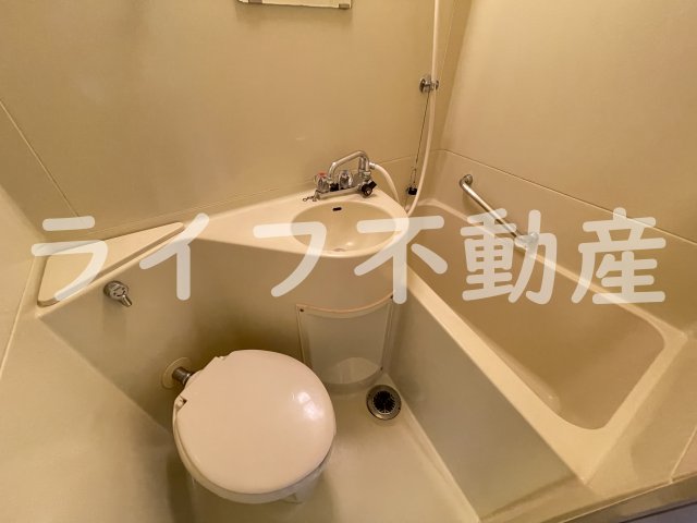 バス・シャワールーム　日々の疲れを癒すお風呂付です