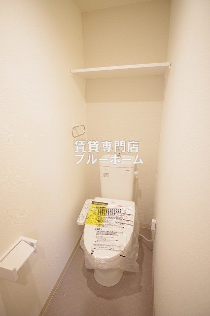 トイレ　温水洗浄便座付きのトイレです！