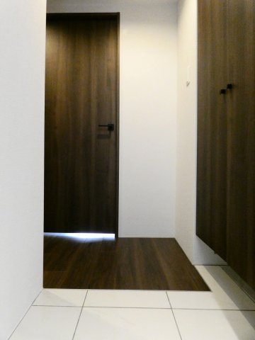 玄関　玄関※別部屋参考写真