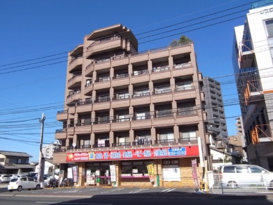 建物外観　存在感のある外観ですね！