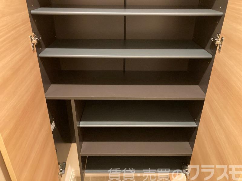 玄関　トールタイプのシューズボックスあり♪
