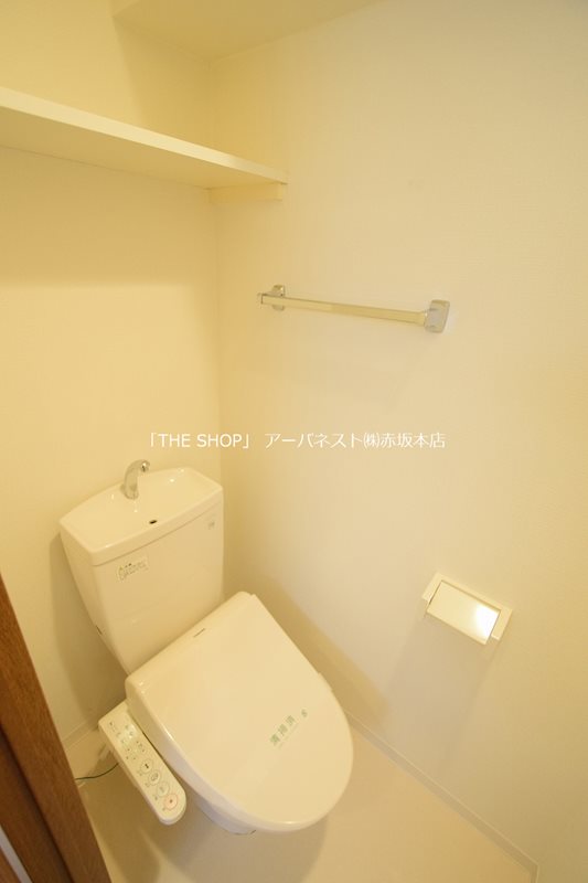トイレ　シャワートイレ