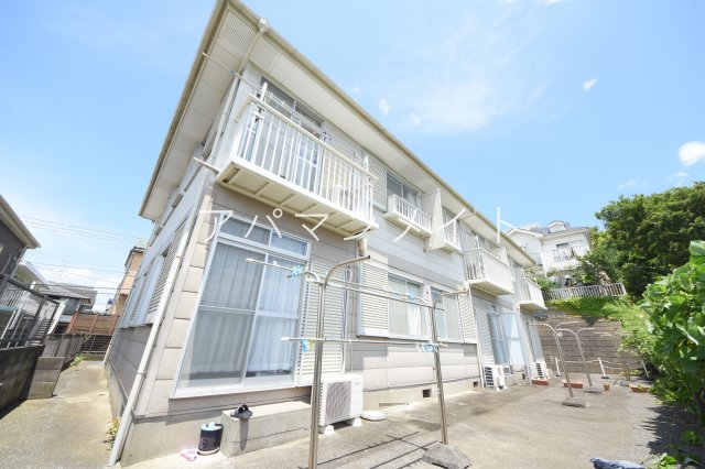建物外観　外観は落ち着いています