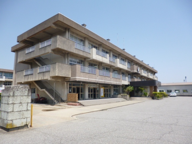 小学校　富山市立広田小学校（小学校）まで654m