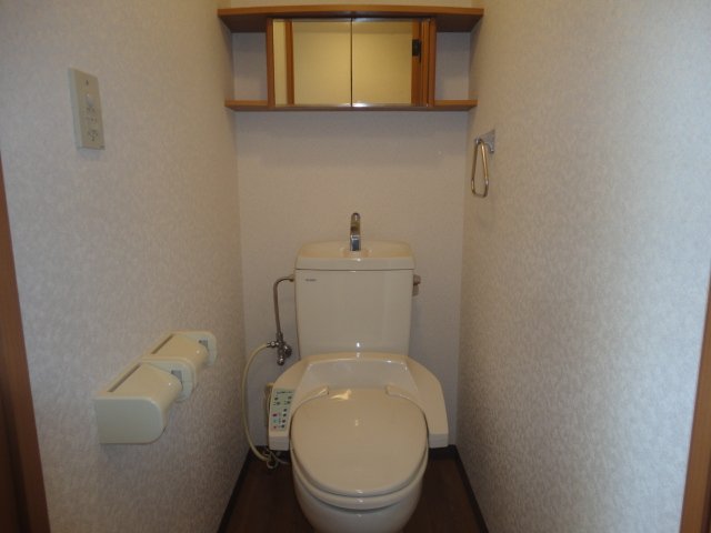 トイレ　シャワー付トイレ