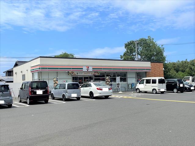 コンビニ　セブンイレブン鳥取布勢店（コンビニ）まで583m