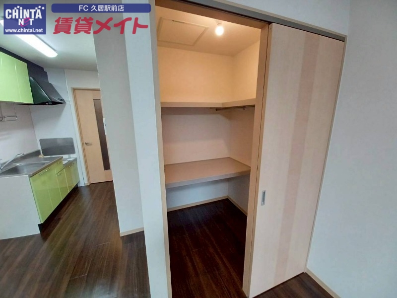 収納　同型物件になります。