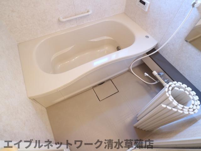バス・シャワールーム　お風呂で日々の疲れを落としましょう
