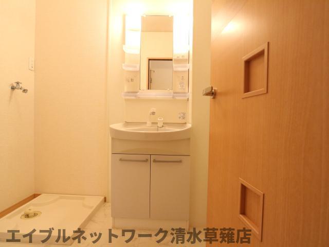 洗面設備　洗面所です
