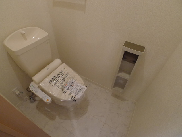 シャーメゾン粟津のトイレ写真