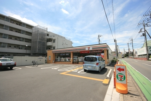 コンビニ　セブンイレブンさいたま三橋3丁目店（コンビニ）まで400m