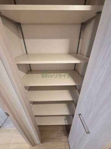ドゥーエ三ノ輪IIIの内装写真