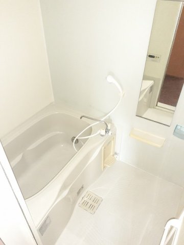 バス・シャワールーム　お風呂です