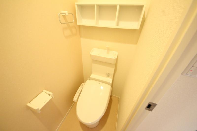 トイレ　ゆったりとした空間のトイレです