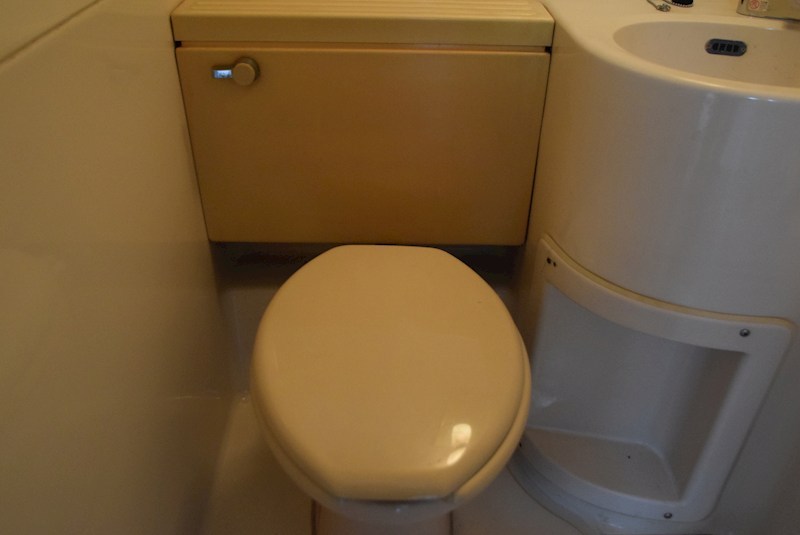 トイレ　別部屋参考