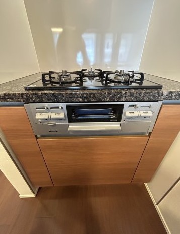 オープンレジデンシア南青山骨董通りのキッチン写真
