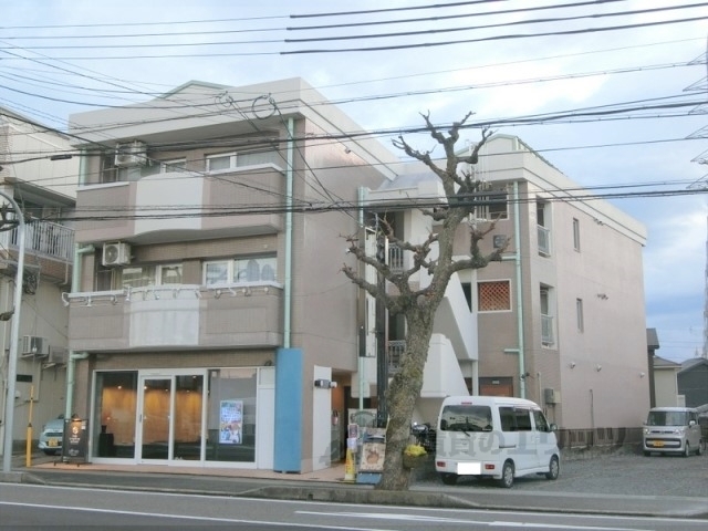 マル太マンションの外観写真