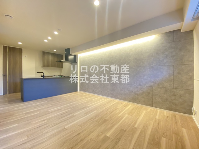 東急田園都市線 駒沢大学駅 徒歩9分 3階建 築1年の居間写真