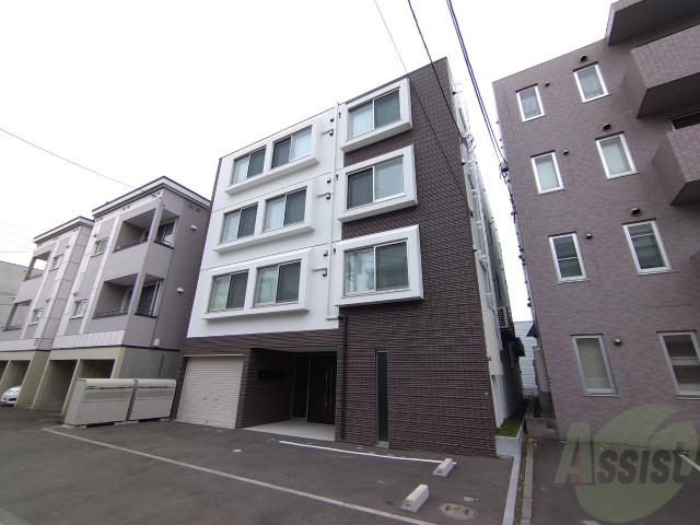 建物外観　札幌市北区北三十六条西「ＭＫＲ．ＢＬＤ」