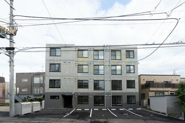 建物外観　ガス定額付きの人気のデザイナーズマンションです♪