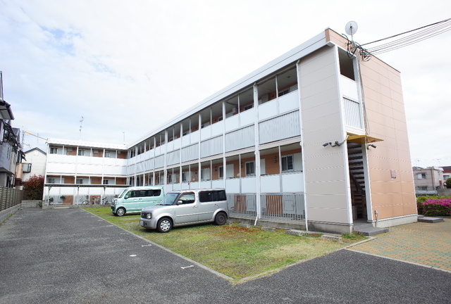 レオパレスT&Yの外観写真