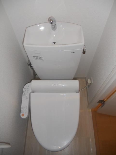 トイレ　トイレ