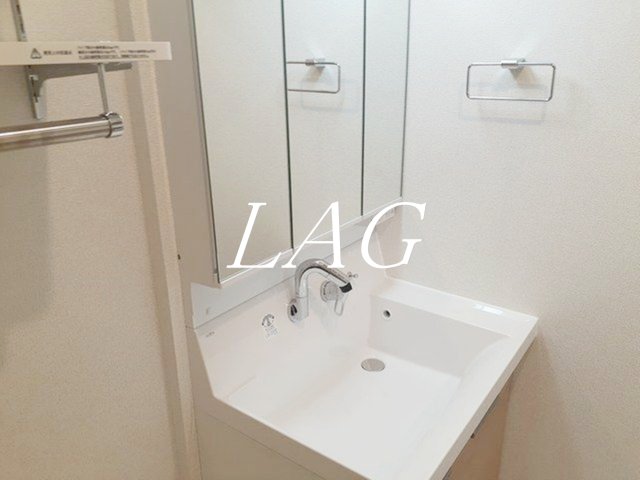 洗面設備　洗面台です。