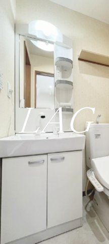 洗面設備　独立洗面台です。